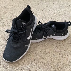 Nike Flex Shoes Size 7.5